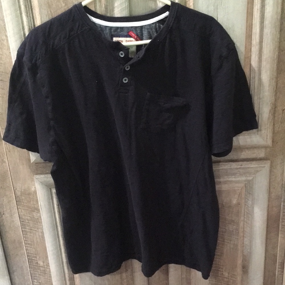 Black Color Men’s Size 2X Shirt With Front Pocket